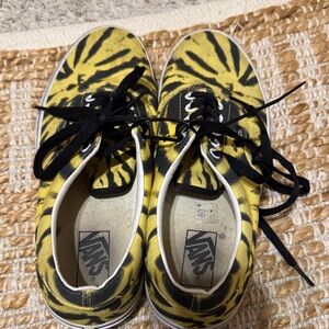 Vans Yellow and Black Sneakers